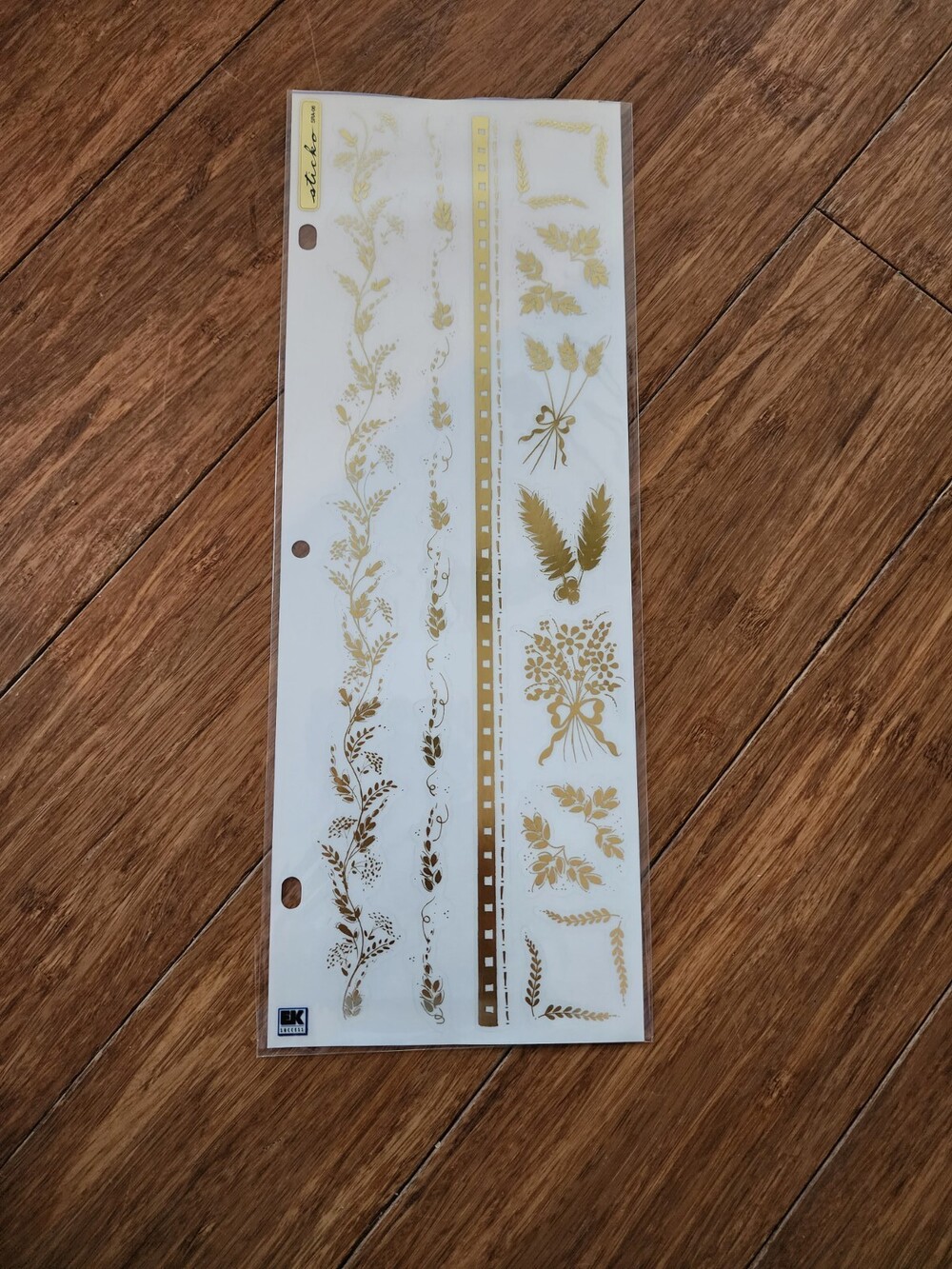 Sticko Stickers - Extra Large Gold Wedding Scroll Vintage SRA-06 New Retired #17